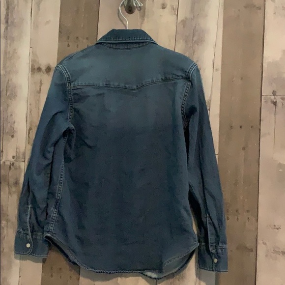 Gap Denim Chambray Jeans Jacket Top Tee Shirt
L - Picture 6 of 6